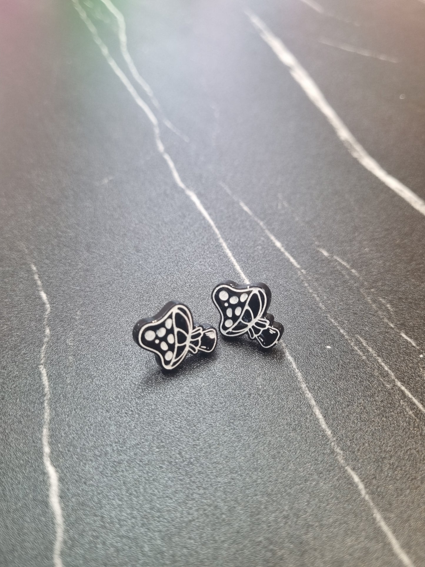Mushroom Studs
