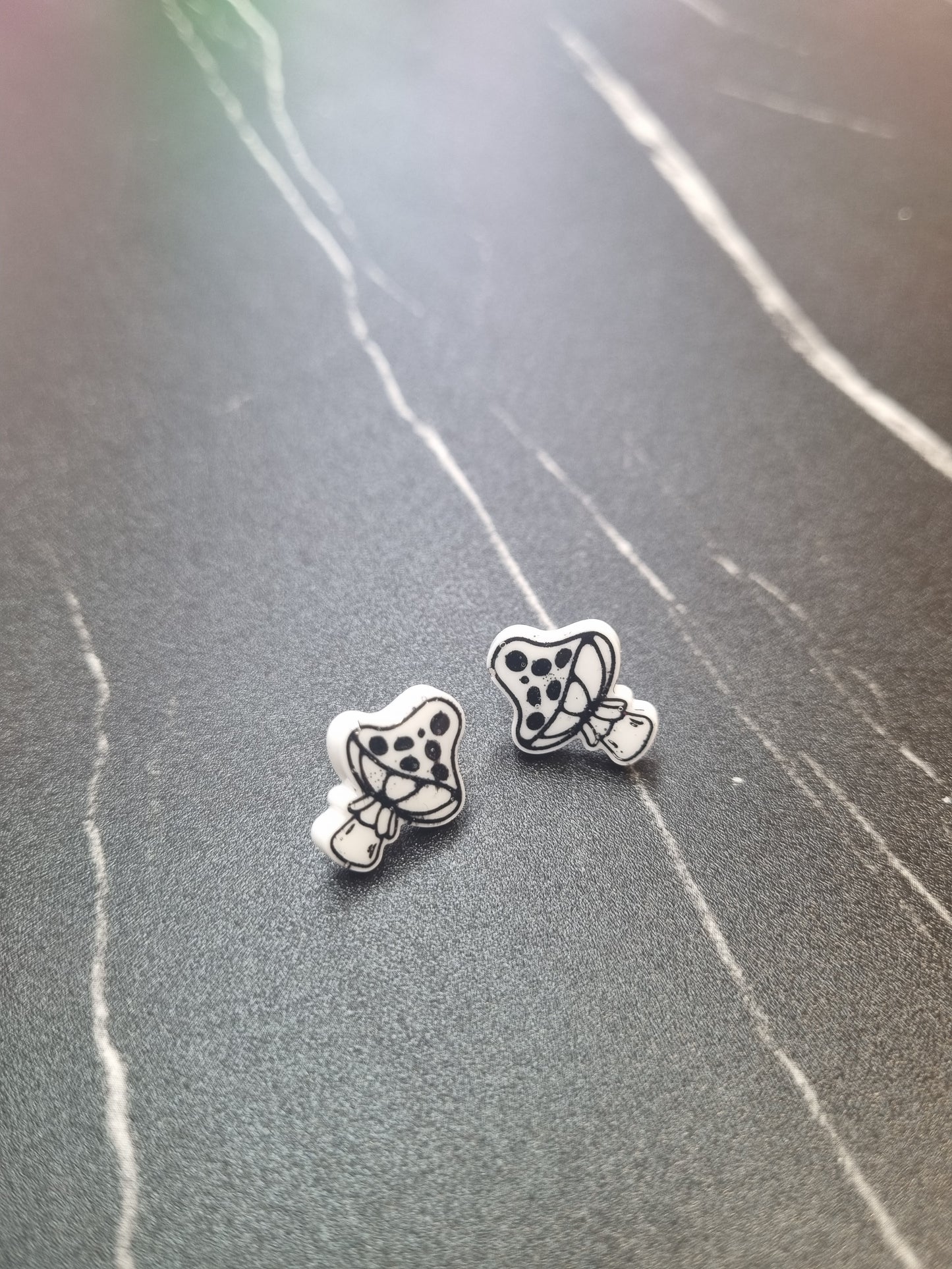 Mushroom Studs