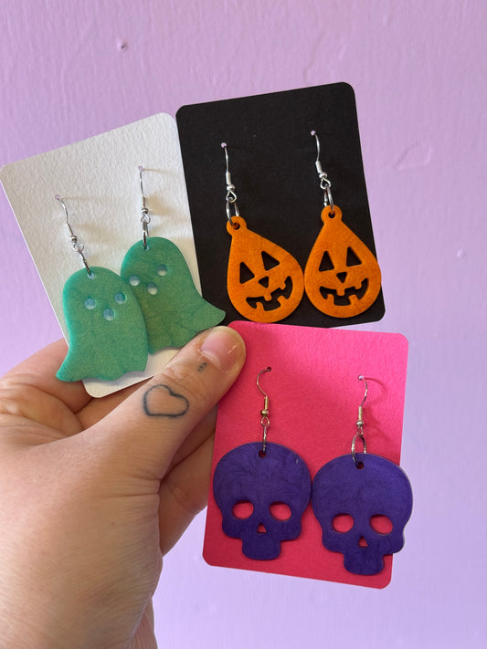 Spooky pals