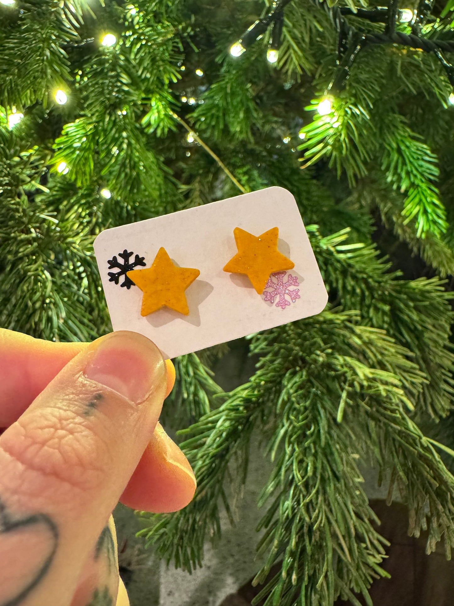 Gold star studs